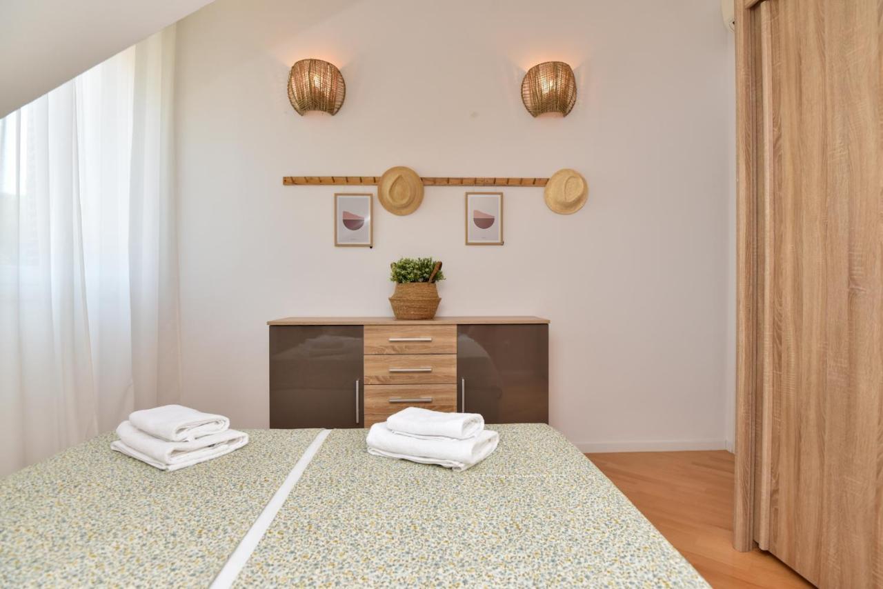 Sunny Bay - Free Parking Apartment Dubrovnik